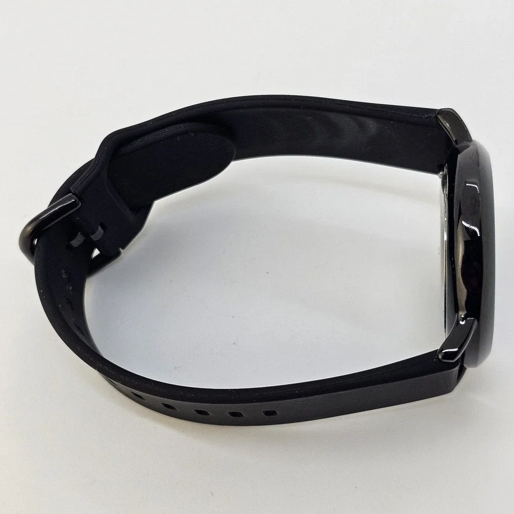 Men's Watch‎ Easy Read Black Dial 38MM Black Case Plastic Bands New Battery